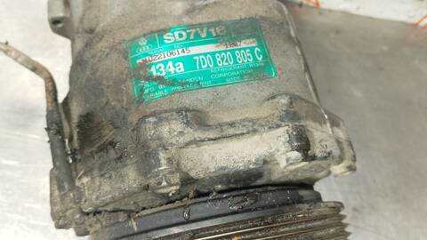 Foto 3ª: Compresor Aire Acondicionado Volkswagen Transporter COMBI 88CV 65KW FURGONETA [AJT] (2001)