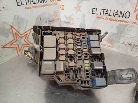 Foto 3ª: Caja Reles Fusibles Ford Transit AMBIENTE 75CV 55KW [UGCB] (2015)