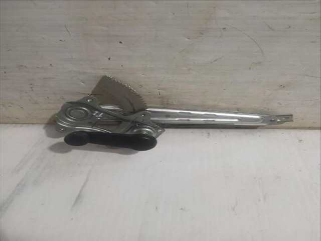 Foto 2ª: Elevalunas Manual Trasero Izquierdo Nissan Micra 1.5 DCI 90CV [K9K 628] (2016)