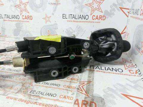 Foto 3ª: Palanca de Cambio Iveco Daily EINZELKABINE 35 C... RADSTAND 4100 146CV 107KW [F1CE3481J·B] (2013)