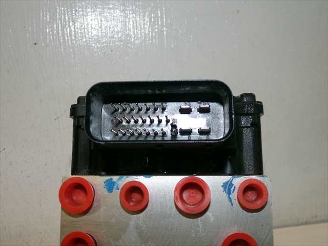 Foto 4ª: Abs Ford Focus 1.8 TDCI 1998-2004 [F9DA] (2001)