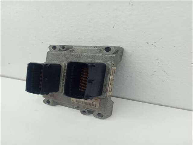 Foto 2ª: Centralita Motor ECU Lancia Y 1.4 16V PLATINO 10.2006 ) 95CV 70KW [843A1000] (2007)