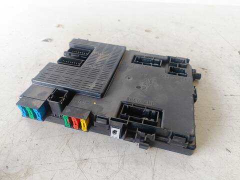 Foto 2ª: Caja Reles Fusibles Citroen Xsara 1.4I VIVACE 75CV (2000)