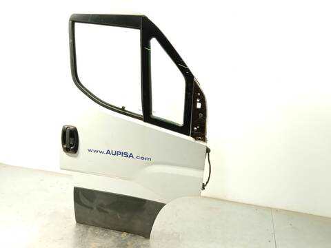 Foto 3ª: Puerta Delantera Derecha Iveco Daily 35S15 35C15 40C15 50C15 60C15 65C15 70C15 150CV 110KW [F1CGL411A*E] (2017)