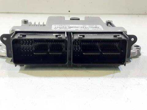 Foto 3ª: Centralita Motor ECU Ford Fiesta TREND 101CV 74KW [SFJK] (2017)