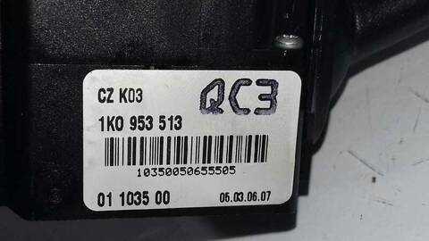 Foto 3ª: Mando Multifuncion Volkswagen Golf 1.6 BERLINA 102CV 75KW [BGU] (2005)