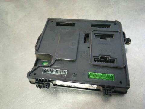 Caja Reles Fusibles Renault Scenic LIMITED 110CV 81KW