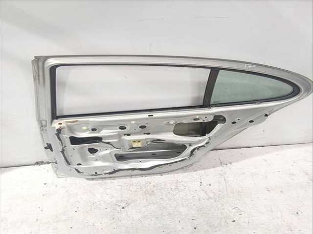 Foto 3ª: Puerta Trasera Derecha Renault Megane 1.6 16V LA00 LA04 LA0B LA11 LA16 LA19 LA1J LA1K ... 107CV 79KW I CLASSIC LA0/1_) [K4M 700,K4M 701,K4M 706,K4M 708,K4M 709]
