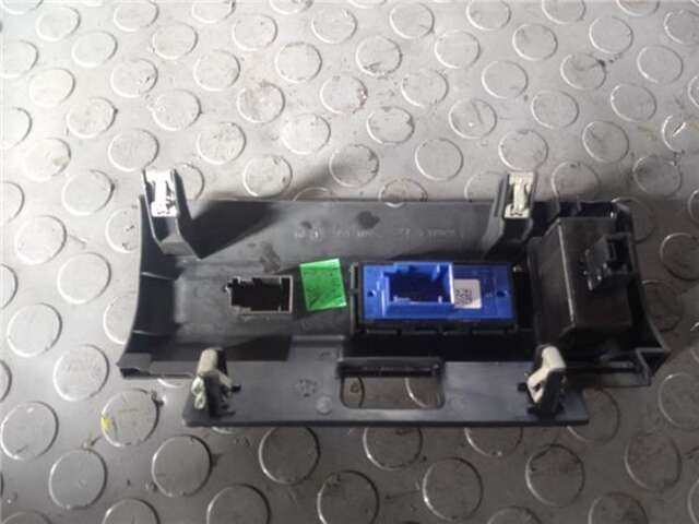 Foto 2ª: Mando Multifuncion Peugeot 308 1.6 STYLE [1.6 LTR. - 88 KW BLUE-HDI FAP] [BHZ (DV6FC)]