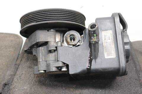 Foto 3ª: Bomba de Direccion Bmw Serie 5 530 D 231CV 170KW (2003)