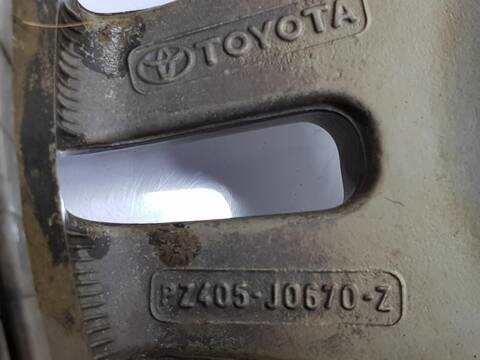 Foto 3ª: LLanta Aleacion Toyota Land Cruiser 3.0 TD 125CV [1KZTE] (1996)