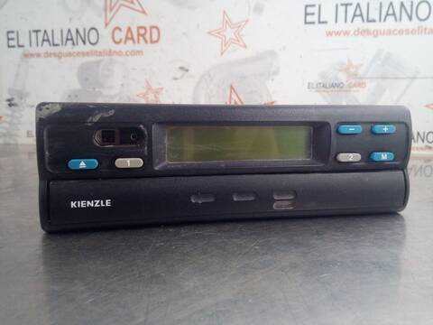 Foto 1ª: Sistema Audio Radio CD Mercedes Sprinter 2.2 CDI CAT 129CV 95KW CAJA CERRADA (1999)