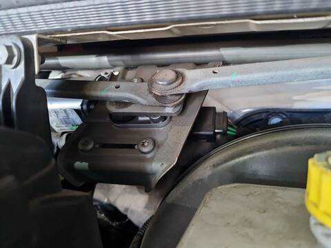 Motor Limpia Delantero Iveco Daily NATURALPOWER 35S14 35C14 40C14 50C14 60C14 65C14 ... 136CV 100KW FURGONETA