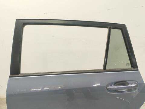 Foto 3ª: Puerta Trasera Izquierda Toyota Verso 1.6 ZGR20_) 132CV 97KW [1ZR-FAE] (2011)