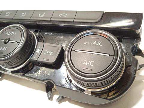 Foto 3ª: Mando Climatizador Volkswagen Caravelle 2.0 TDI T6.1 SH) [DNAA] (2022)