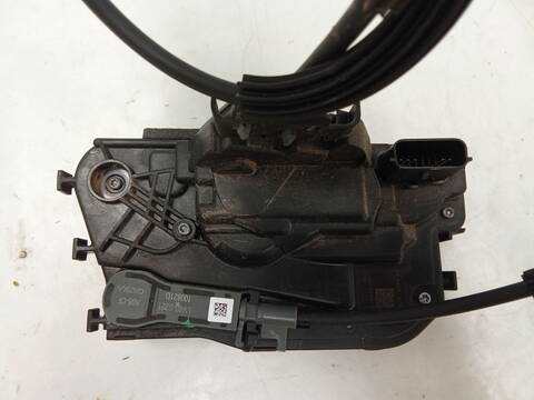 Foto 2ª: Cerradura Puerta Trasera Izquierda Ford Kuga 1.5 ECOBLUE 120CV 88KW [ZTDA] (2022)
