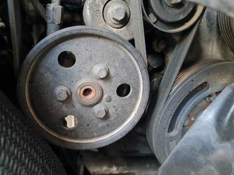 Bomba de Direccion Jeep Cherokee 2.5 CRD BASICO 143CV 105KW