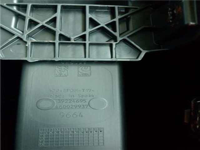 Foto 2ª: Consola Central Citroen C3 1.5 PLUS [1.5 LTR. - 81 KW BLUE-HDI FAP] [YH01]