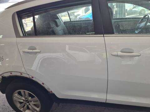 Puerta Trasera Derecha Kia Sportage CONCEPT 4X2 135CV 99KW