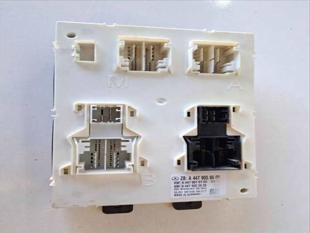 Foto 2ª: Caja Reles Fusibles Mercedes Vito 114/116/119/124 CDI SELECT COMPACTA 447.701) 136CV