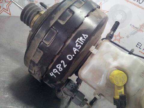 Foto 3ª: Servofreno Opel Astra EXCELLENCE 131CV 96KW [A17DTS] (2014)