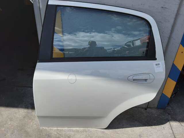 Puerta Trasera Izquierda Fiat Punto 1.2 8V