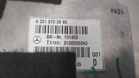 Foto 3ª: Centralita Motor ECU Mercedes Clase S 220 500 221.071) BERLINA 388CV 285KW [M273961] (2006)