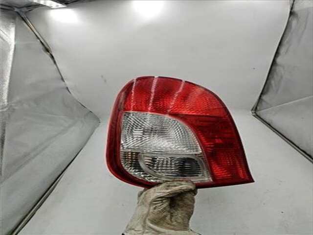 Foto 2ª: Piloto Trasero Izquierdo Kia Carens 1.8 LS MONOVOLUMEN [1.8 LTR. - 81 KW CAT] [TB]