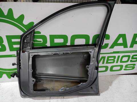Foto 3ª: Puerta Delantera Derecha Ford Fiesta FUN 68CV 50KW (2003)
