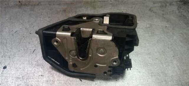 Foto 2ª: Cerradura Puerta Delantera Izquierda Bmw Serie 1 114 2.0 118D [2.0 LTR. - 105 KW TURBODIESEL CAT] [N47 D20 C]