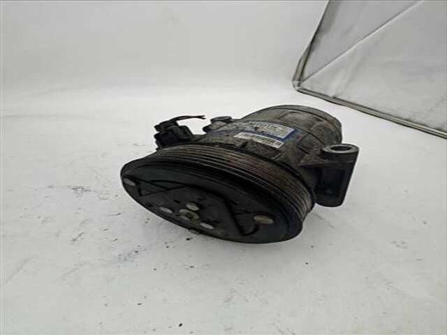 Foto 2ª: Compresor Aire Acondicionado Renault Scenic 1.9 GRAND LUXE PRIVILEGE [1.9 LTR. - 88 KW DCI DIESEL] (JM)(2003-_) [F9Q 812]