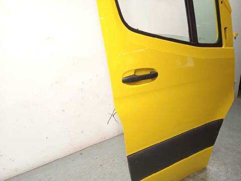 Foto 2ª: Puerta Delantera Derecha Mercedes Sprinter 419 CDI RWD 907.643 907.645 907.647) 190CV 140KW FURGONETA [654920] (2024)