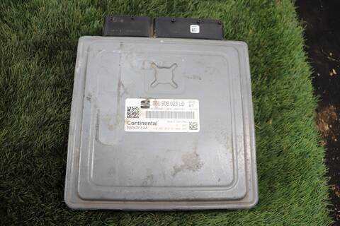 Centralita Motor ECU Seat Ibiza STYLE 105CV 77KW