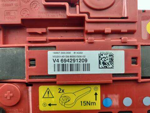 Foto 3ª: Caja Reles Fusibles Bmw X1 SDRIVE 18D 143CV 105KW [N47D20C] (2014)