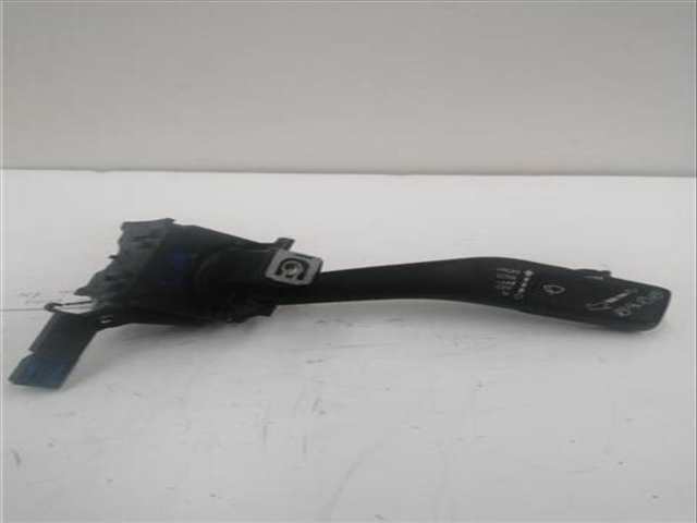 Mando Multifuncion Seat Leon EMOCION TDI 90CV 66KW