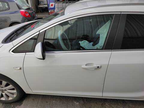 Puerta Delantera Izquierda Opel Astra B16DTH