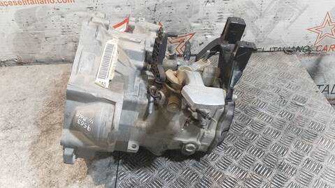 Foto 2ª: Caja Cambios Volkswagen Polo BLUEMOTION 75CV 55KW [CUSA] (2017)