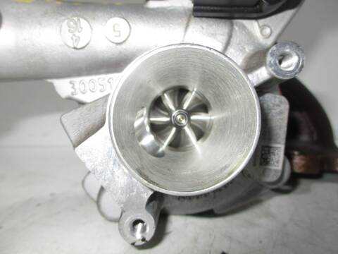 Foto 2ª: Turbocompresor Volkswagen Golf CYV (2016)