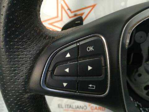 Foto 4ª: Volante Mercedes Clase A 140 A 180 CDI BLUEEFFICIENCY 176.012) 109CV 80KW [K9K] (2016)