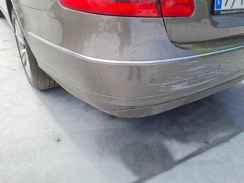 Foto 2ª: Paragolpes Trasero Mercedes Clase E 180 220 CDI BLUEEFFICIENCY 212.002) 170CV 125KW [651924] (2010)