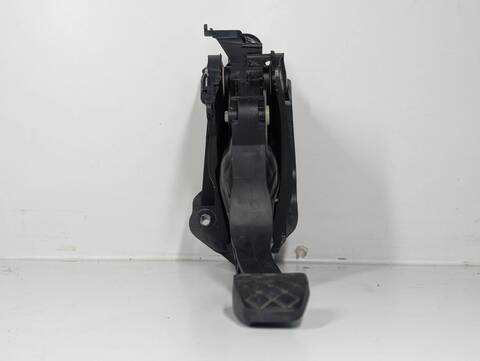 Pedal Embrague Volkswagen Golf EDITION BLUEMOTION TECH. 110CV 81KW