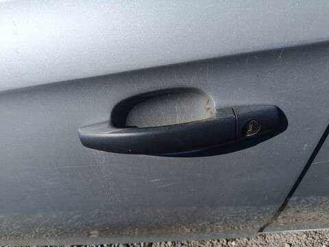 Maneta Exterior Delantera Izquierda Opel Corsa SELECTIVE 75CV 55KW