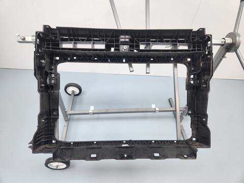 Foto 2ª: Panel Frontal Volkswagen Tiguan 2.0 TDI 150CV 110KW [DTSB] (2023)