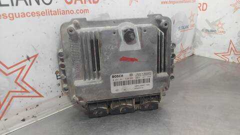 Centralita Motor ECU Renault Trafic DOBLE CABINA L1H1 2 7T 82CV 60KW CAJA CERRADA
