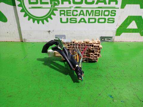 Foto 2ª: Caja Reles Fusibles Nissan Juke ACENTA 117CV 86KW [HR16DE] (2012)