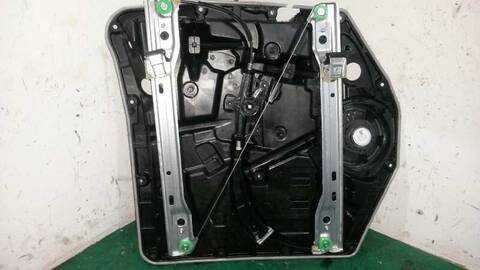 Foto 3ª: Elevalunas Eléctrico Delantero Derecho Mercedes Vito 109/111 CDI LANG 447.703) 114CV 84KW (2014)