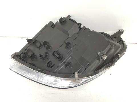 Foto 3ª: Faro Derecho Mercedes Clase C 160 VERSION INDEFINIDA (2004)