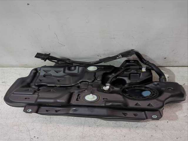 Foto 2ª: Deposito de Combustible Mazda 3 SKYACTIV-X M HYBRID AWD BP2H) HATCHBACK 179CV 132KW [HFY1] (2023)