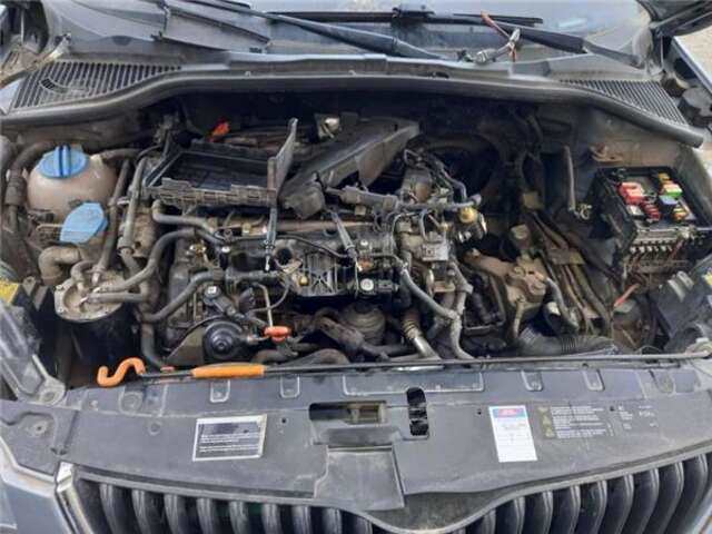 Foto 3ª: Mando Multifuncion Skoda Yeti 2.0 ACTIVE [2.0 LTR. - 103 KW TDI DPF] [CBD]