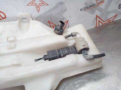 Foto 3ª: Deposito Limpiaparabrisas Opel Insignia COSMO BERLINA 131CV 96KW [A20DTH] (2010)